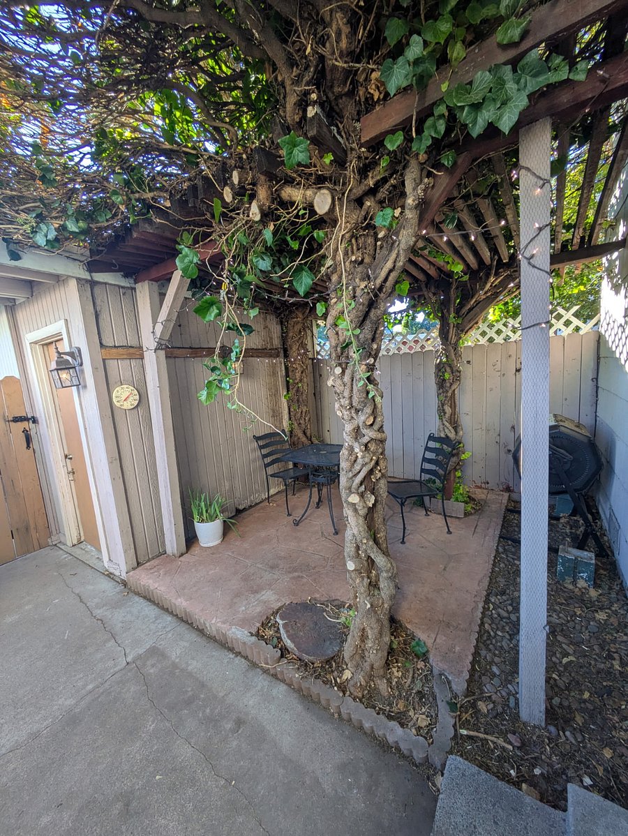 Furnished Finder property 1058360_1 photo 5