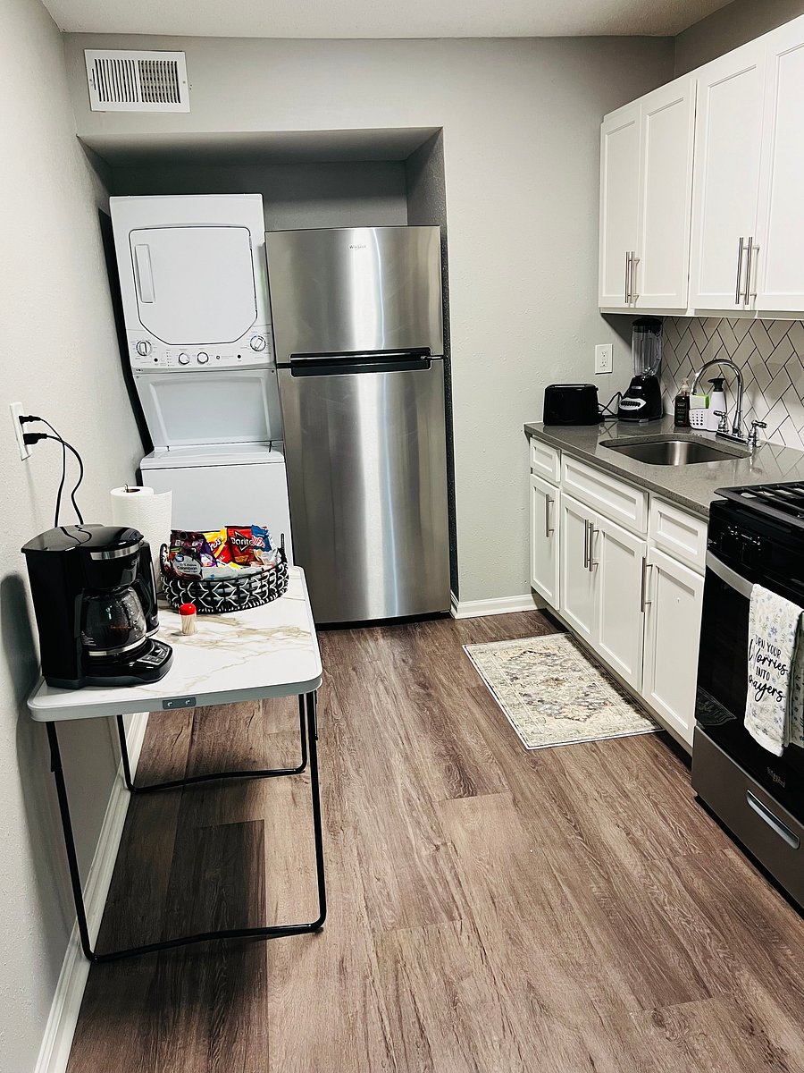 Furnished Finder property 1058365_1 photo 12