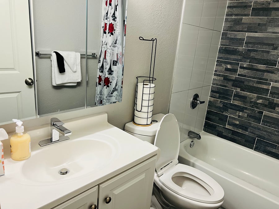 Furnished Finder property 1058365_1 photo 19