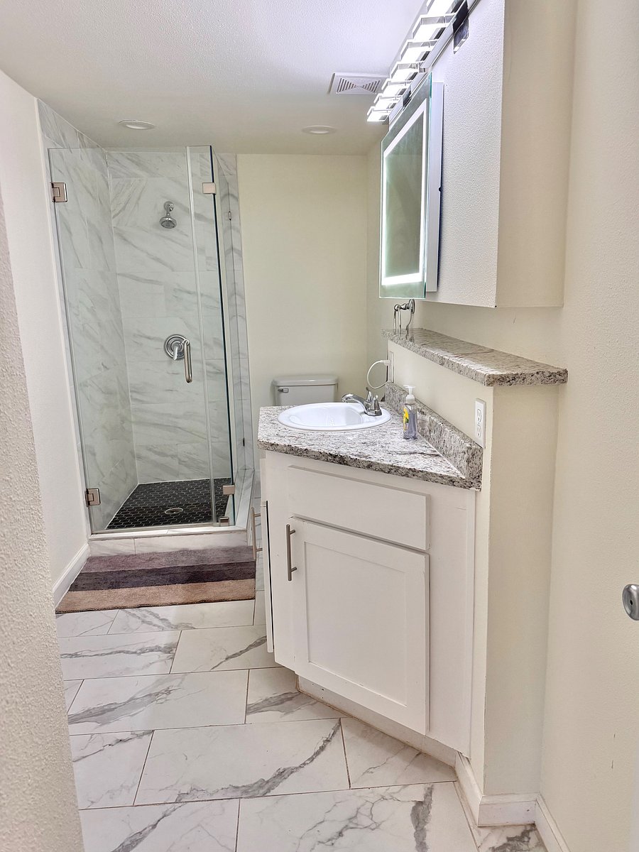 Furnished Finder property 1058366_1 photo 15