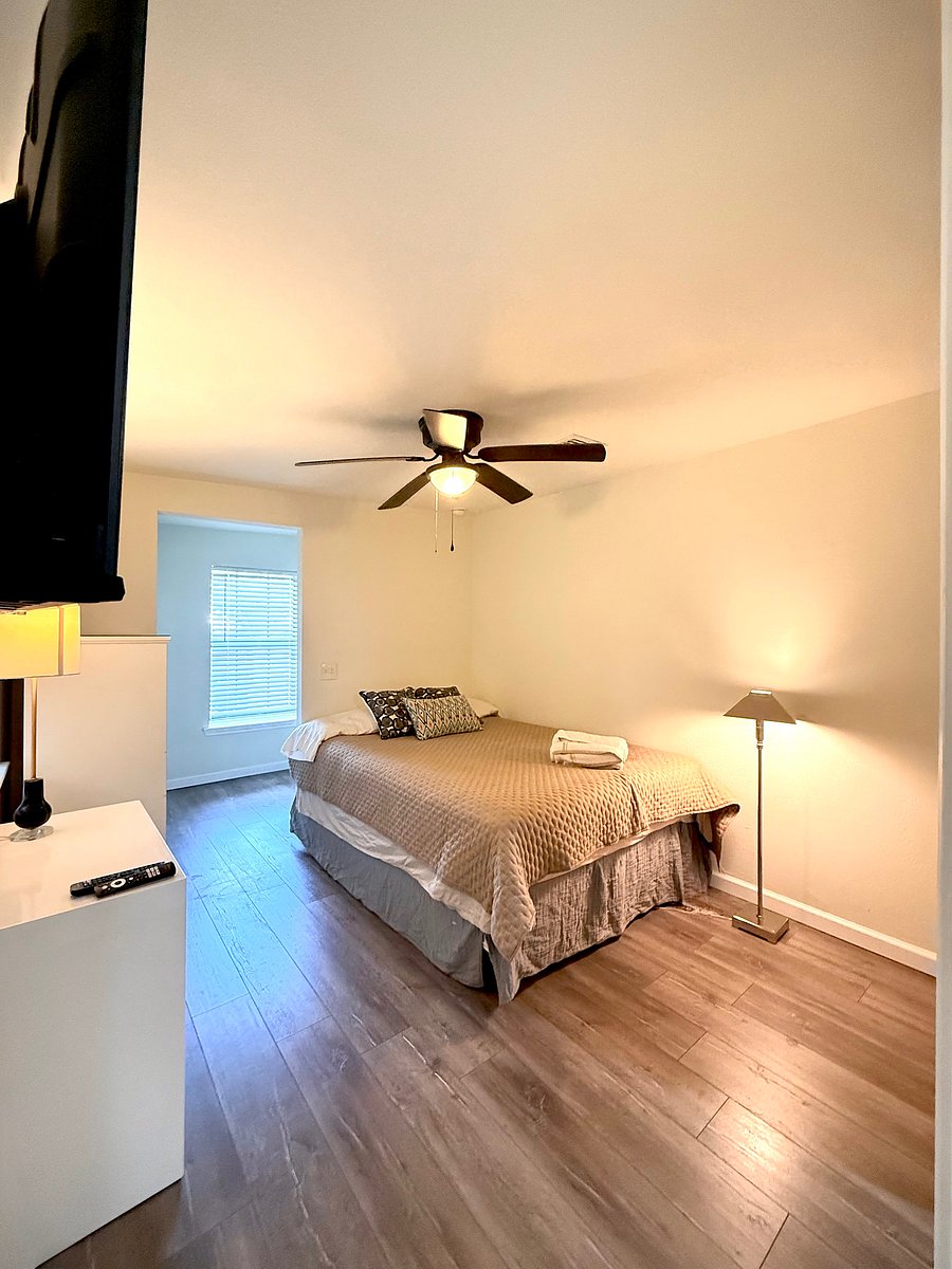 Furnished Finder property 1058366_1 photo 12