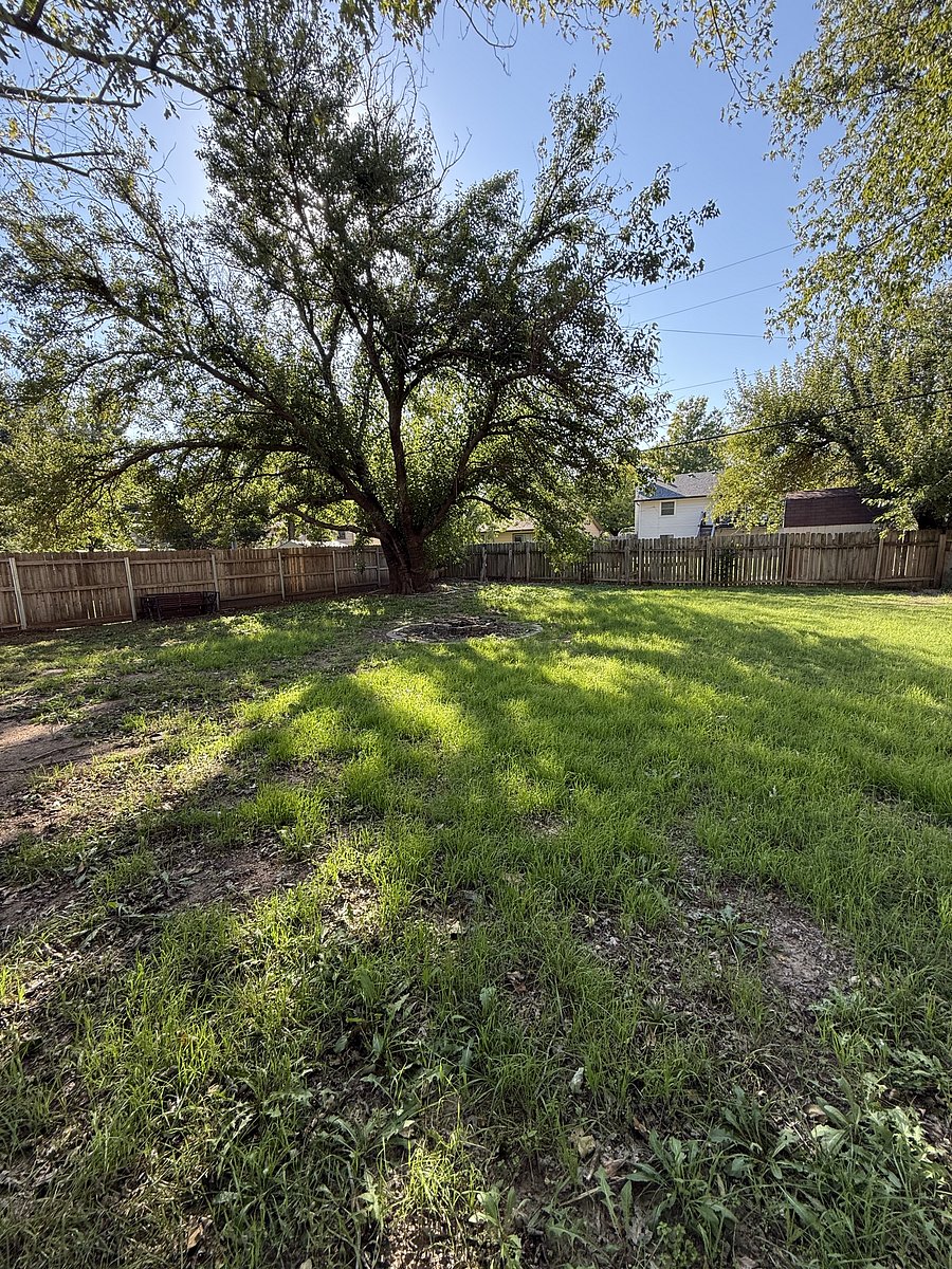Furnished Finder property 1058385_1 photo 22
