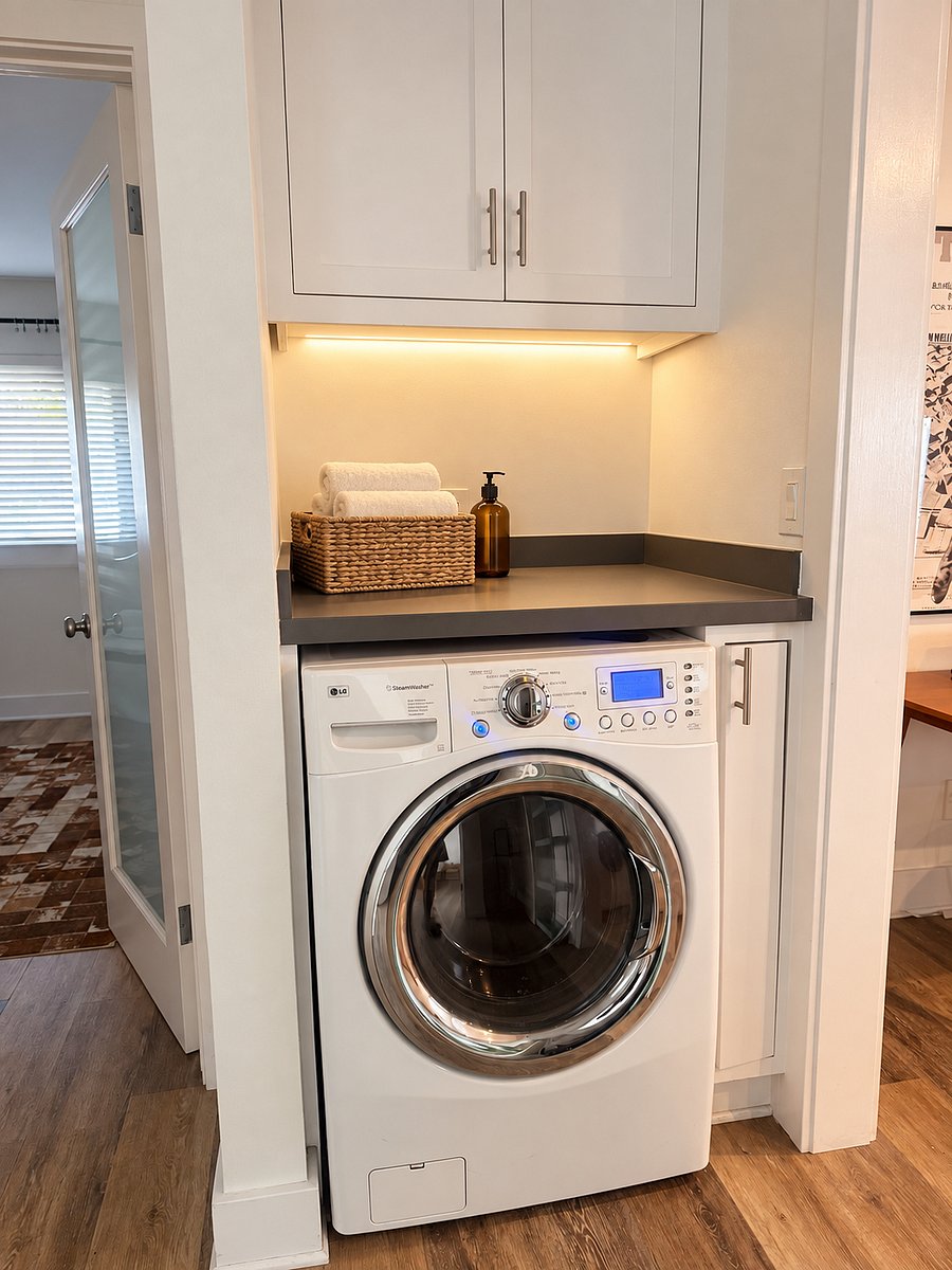 Furnished Finder property 1058399_1 photo 9