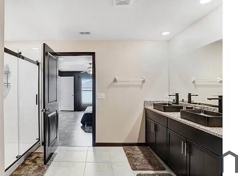 Furnished Finder property 1058412_1 photo 7