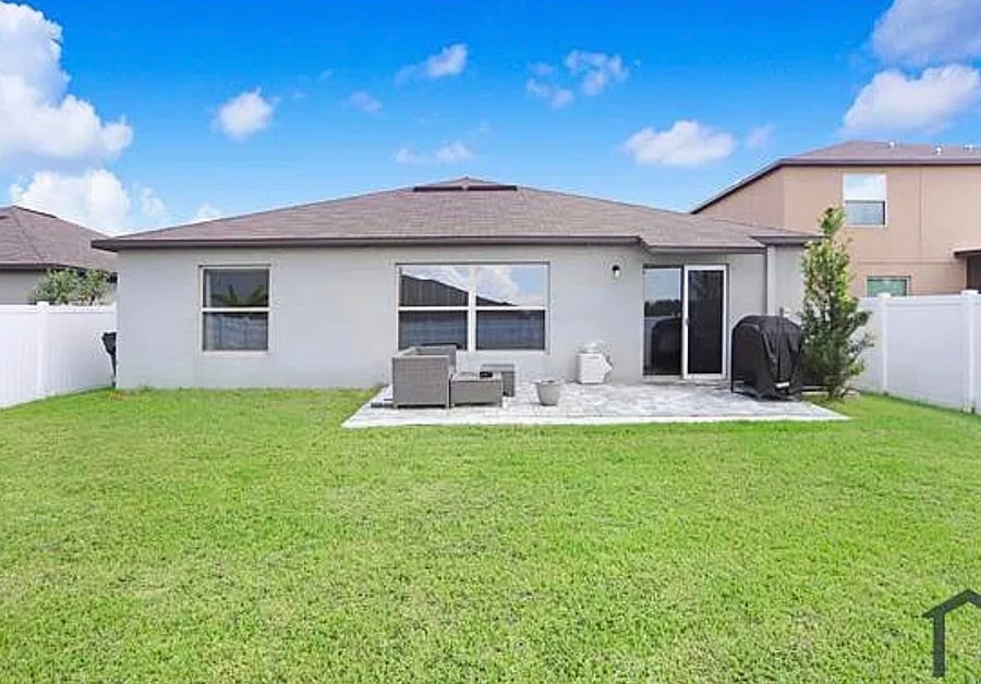 Furnished Finder property 1058412_1 photo 10