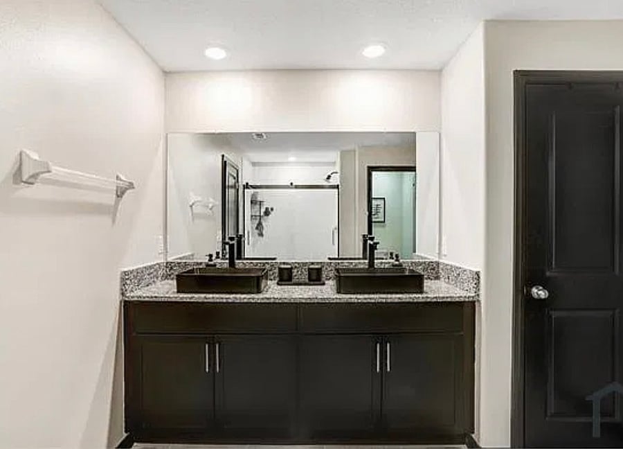 Furnished Finder property 1058412_1 photo 6