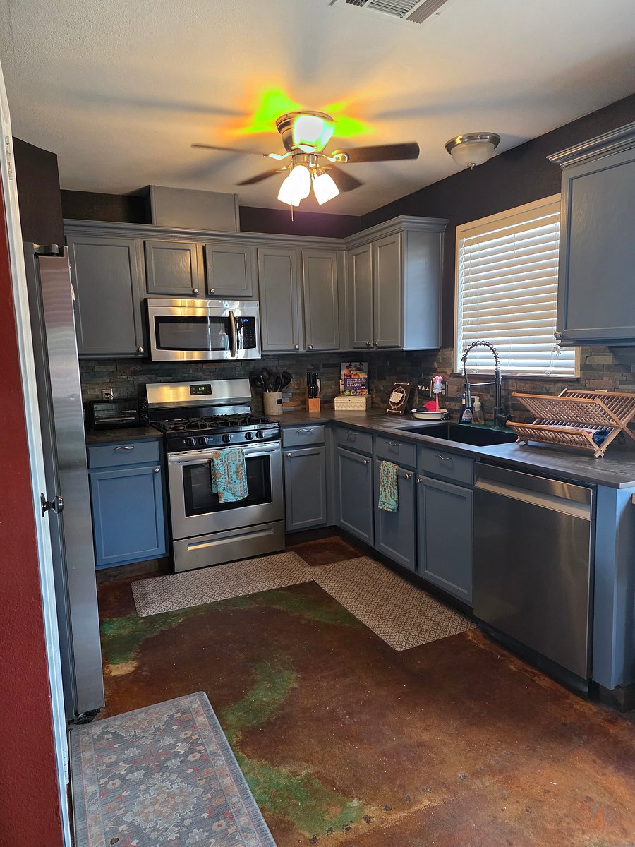 Furnished Finder property 1058414_1 photo 29