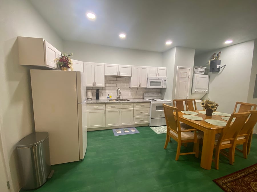 Furnished Finder property 1058447_1 photo 4