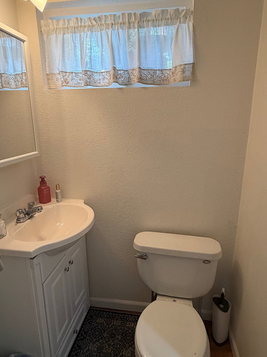 Furnished Finder property 1058475_1 photo 16