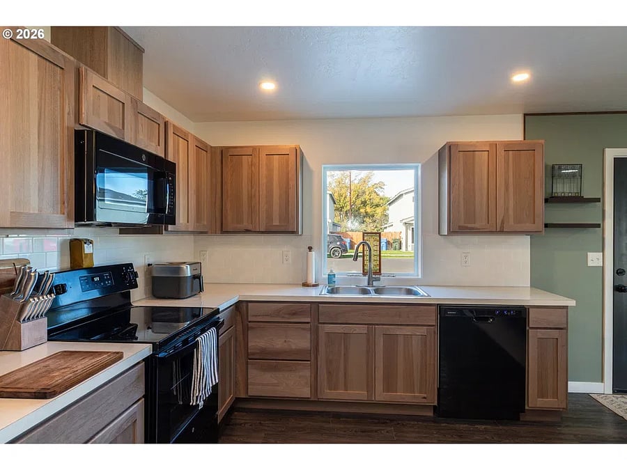 Furnished Finder property 1058538_1 photo 3