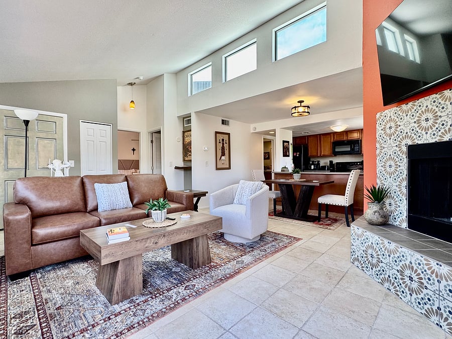 Furnished Finder property 1058602_1 photo 2