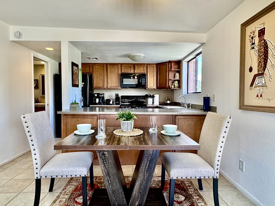Furnished Finder property 1058602_1 photo 3