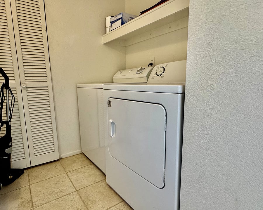 Furnished Finder property 1058602_1 photo 29