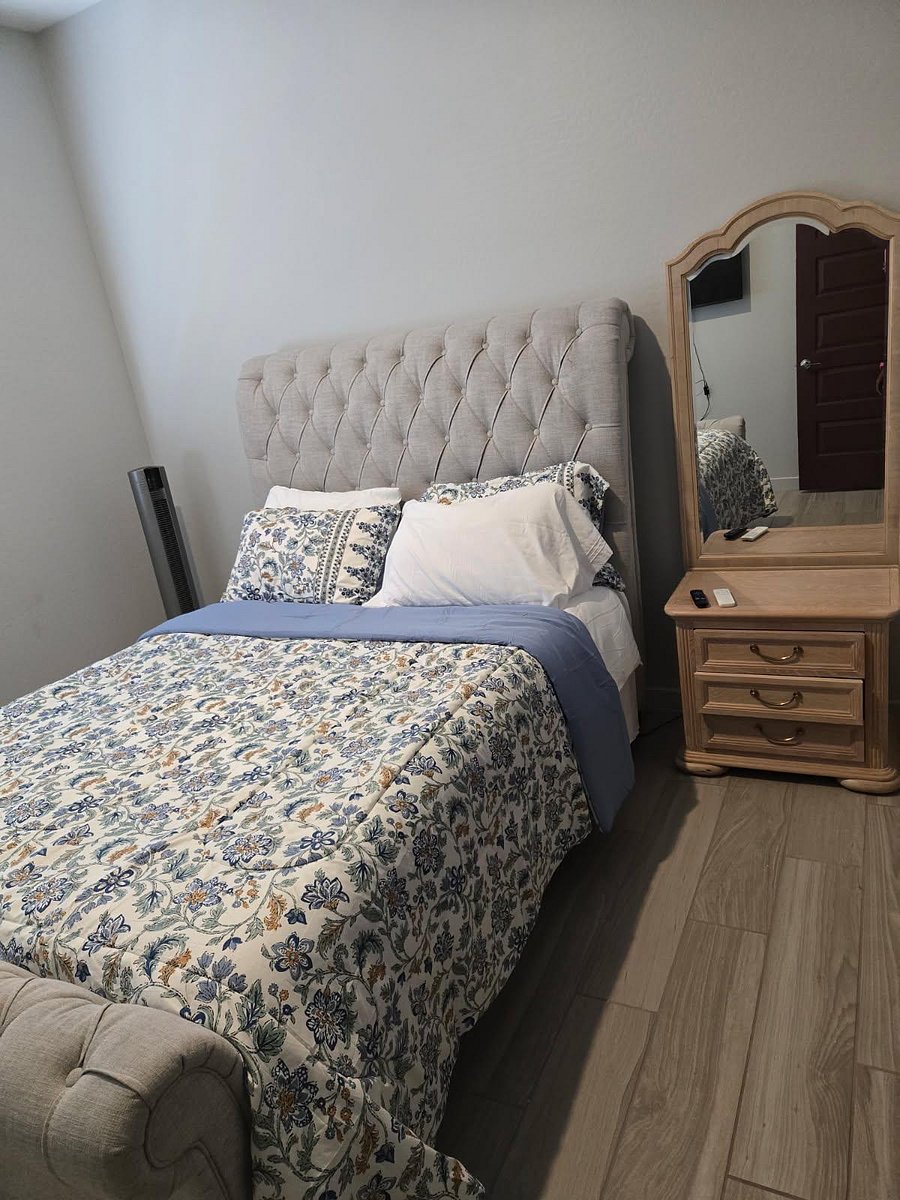 Furnished Finder property 1058610_1 photo 9