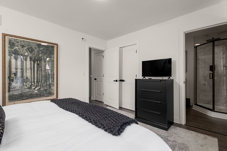 Furnished Finder property 1058630_1 photo 11
