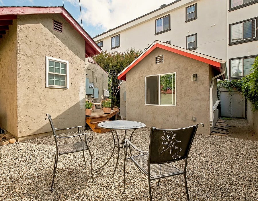 Furnished Finder property 1058658_1 photo 24
