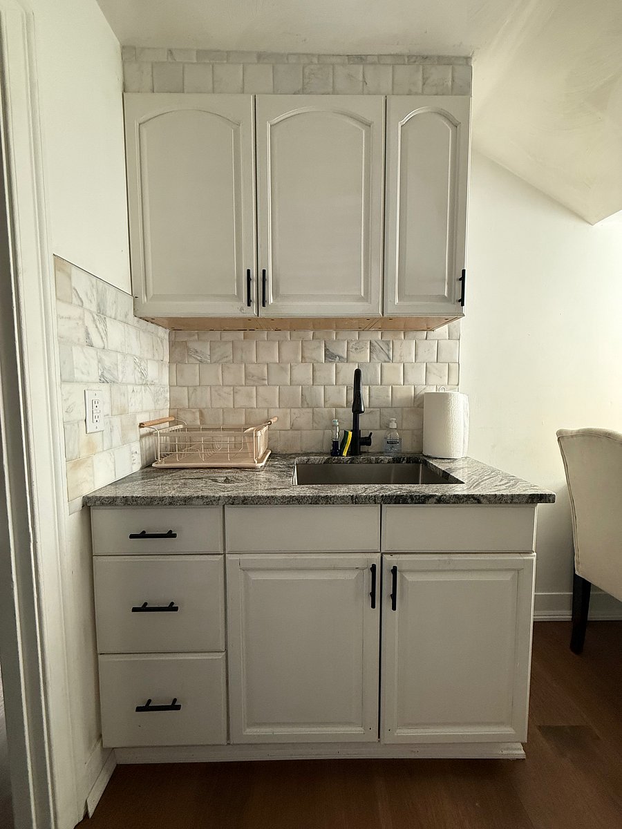 Furnished Finder property 1058659_1 photo 9