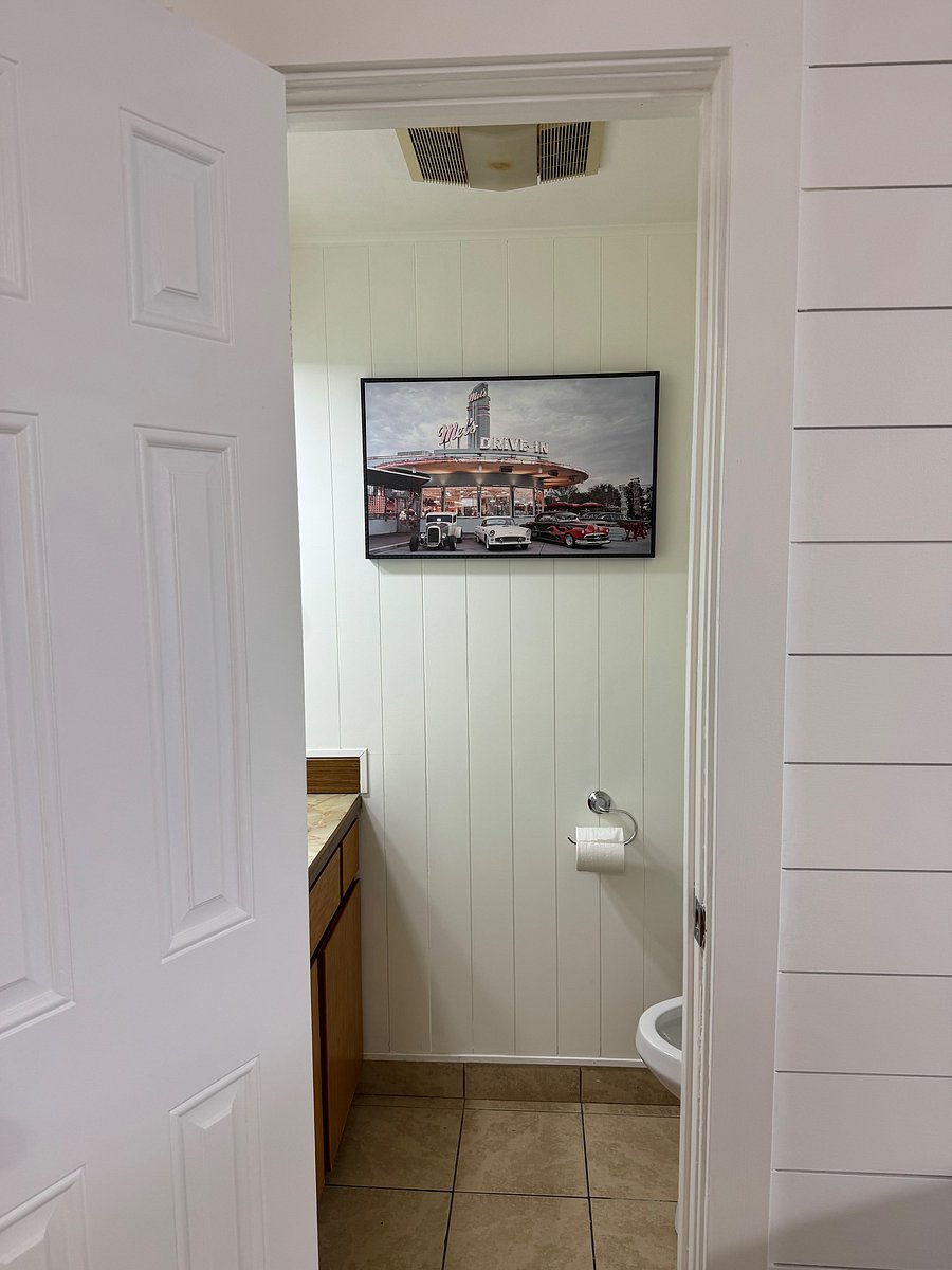 Furnished Finder property 1058663_1 photo 2
