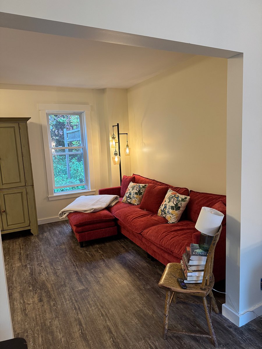 Furnished Finder property 1058668_1 photo 6