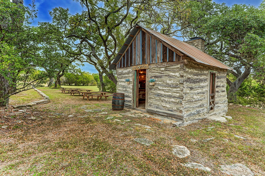 Furnished Finder property 1058672_1 photo 32