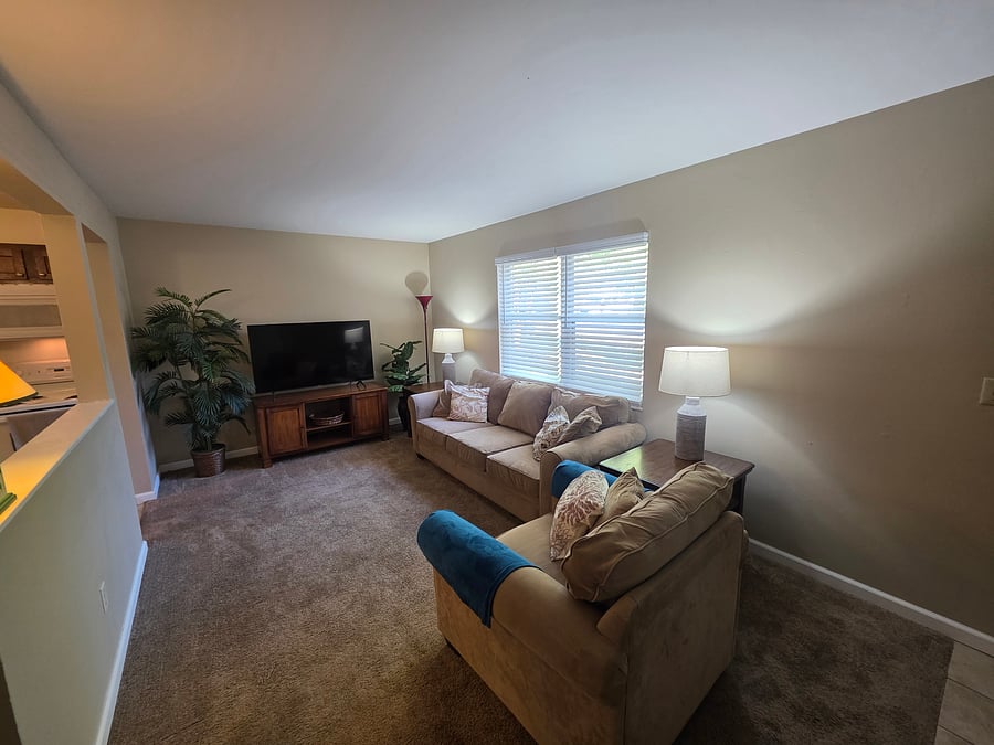 Furnished Finder property 1058693_1 photo 2