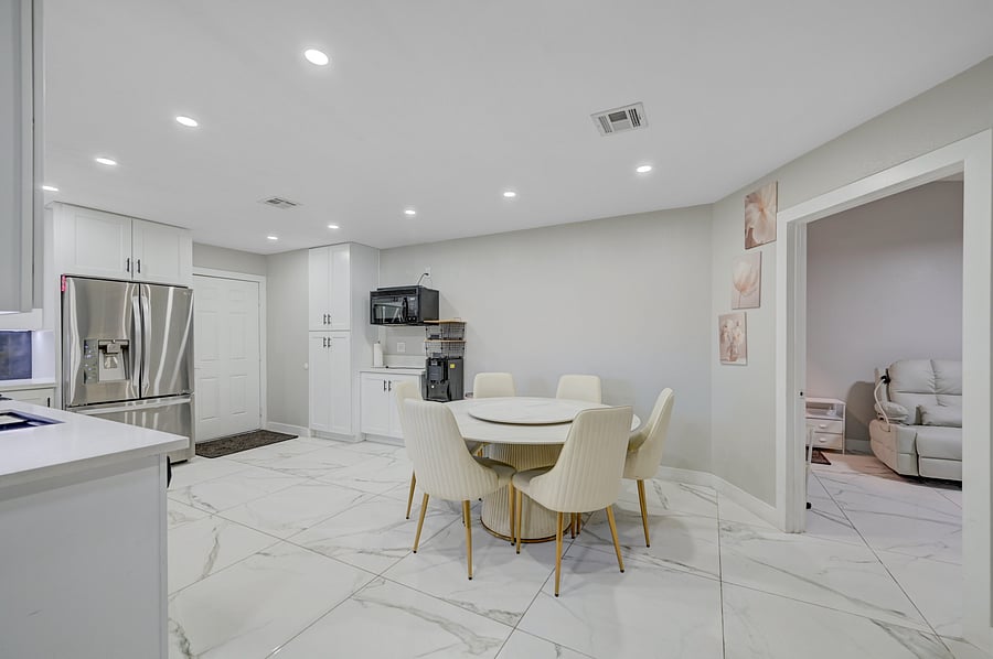 Furnished Finder property 1058738_1 photo 32