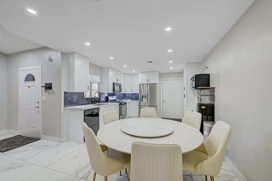Furnished Finder property 1058738_1 photo 31