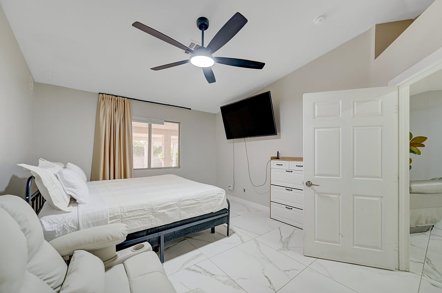 Furnished Finder property 1058738_1 photo 22