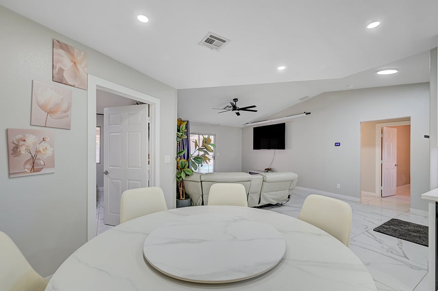 Furnished Finder property 1058738_1 photo 29
