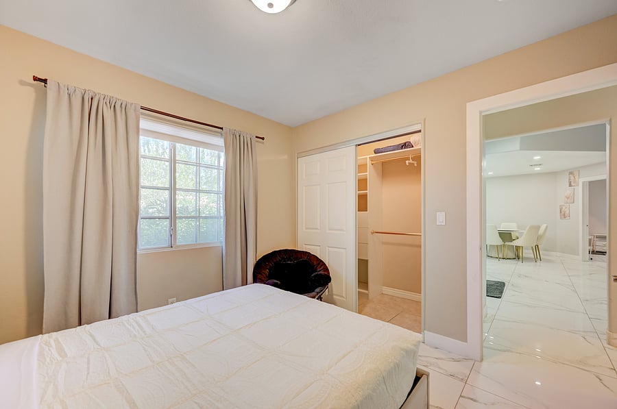 Furnished Finder property 1058738_1 photo 16