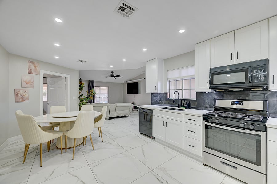 Furnished Finder property 1058738_1 photo 27
