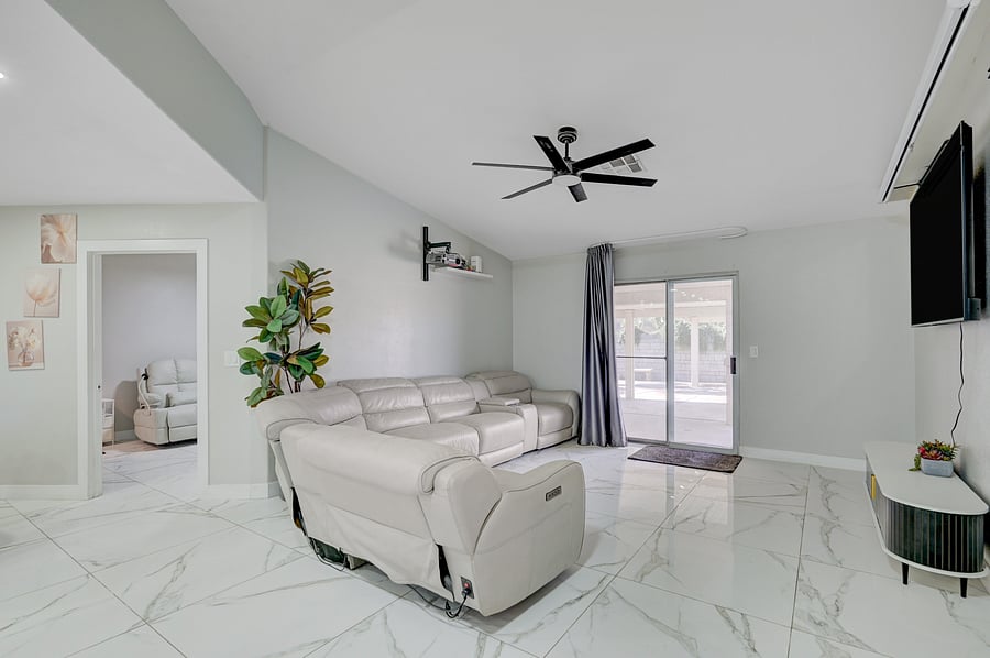 Furnished Finder property 1058738_1 photo 35