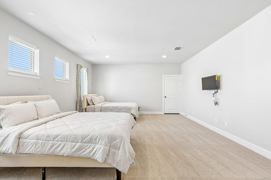 Furnished Finder property 1058740_1 photo 4