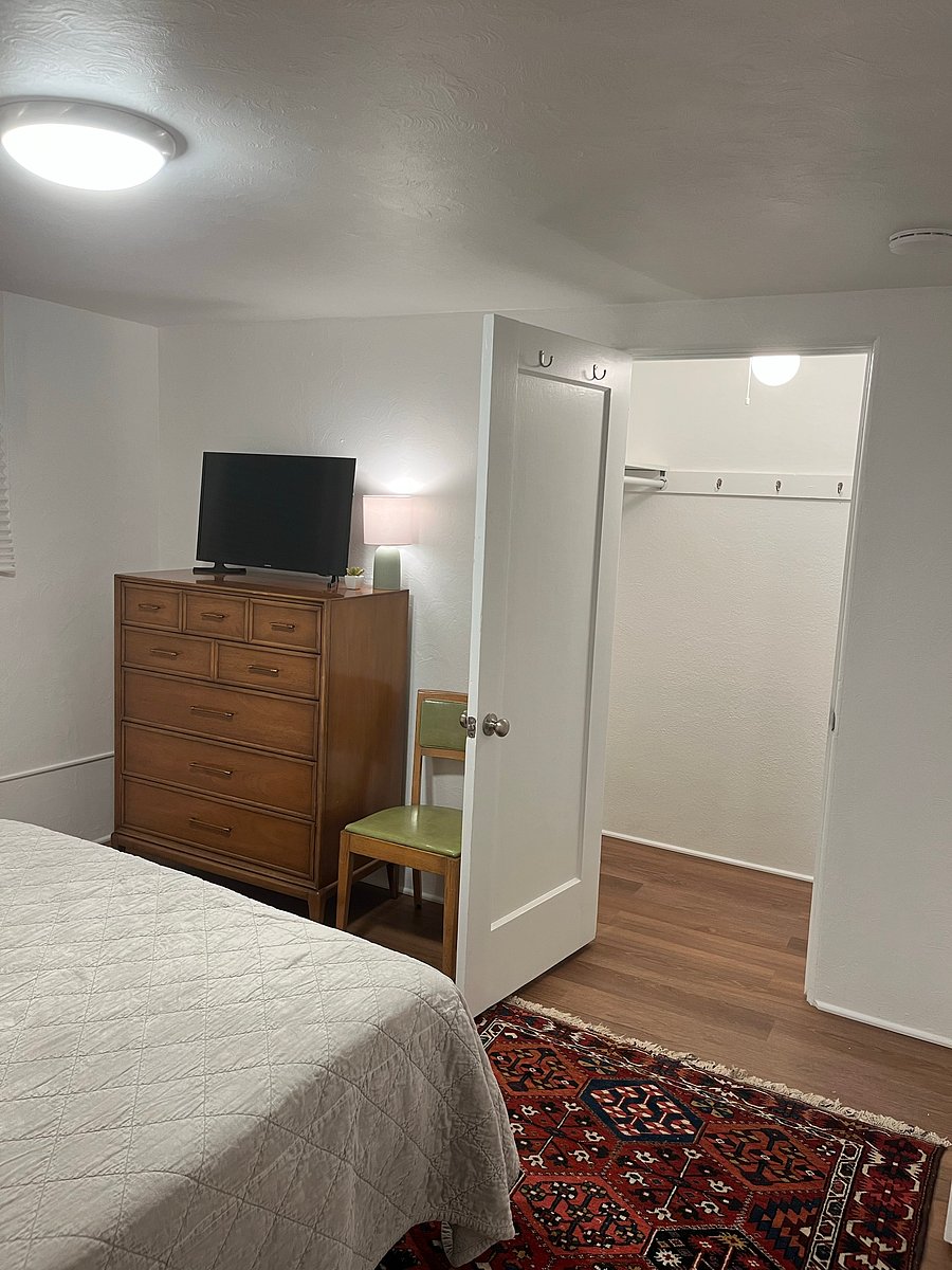 Furnished Finder property 1058762_1 photo 9