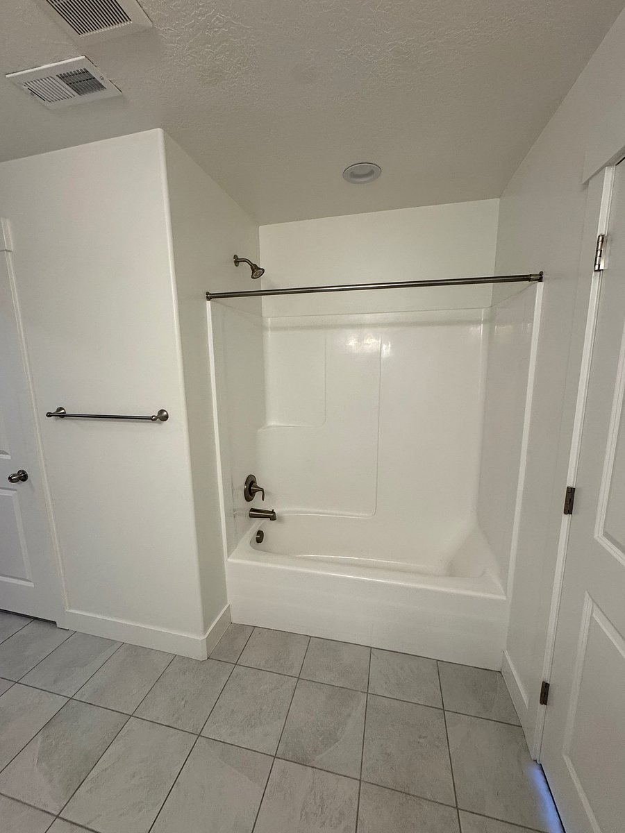 Furnished Finder property 1058779_1 photo 22