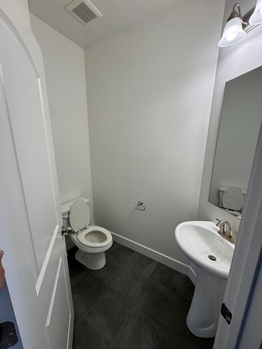 Furnished Finder property 1058779_1 photo 4