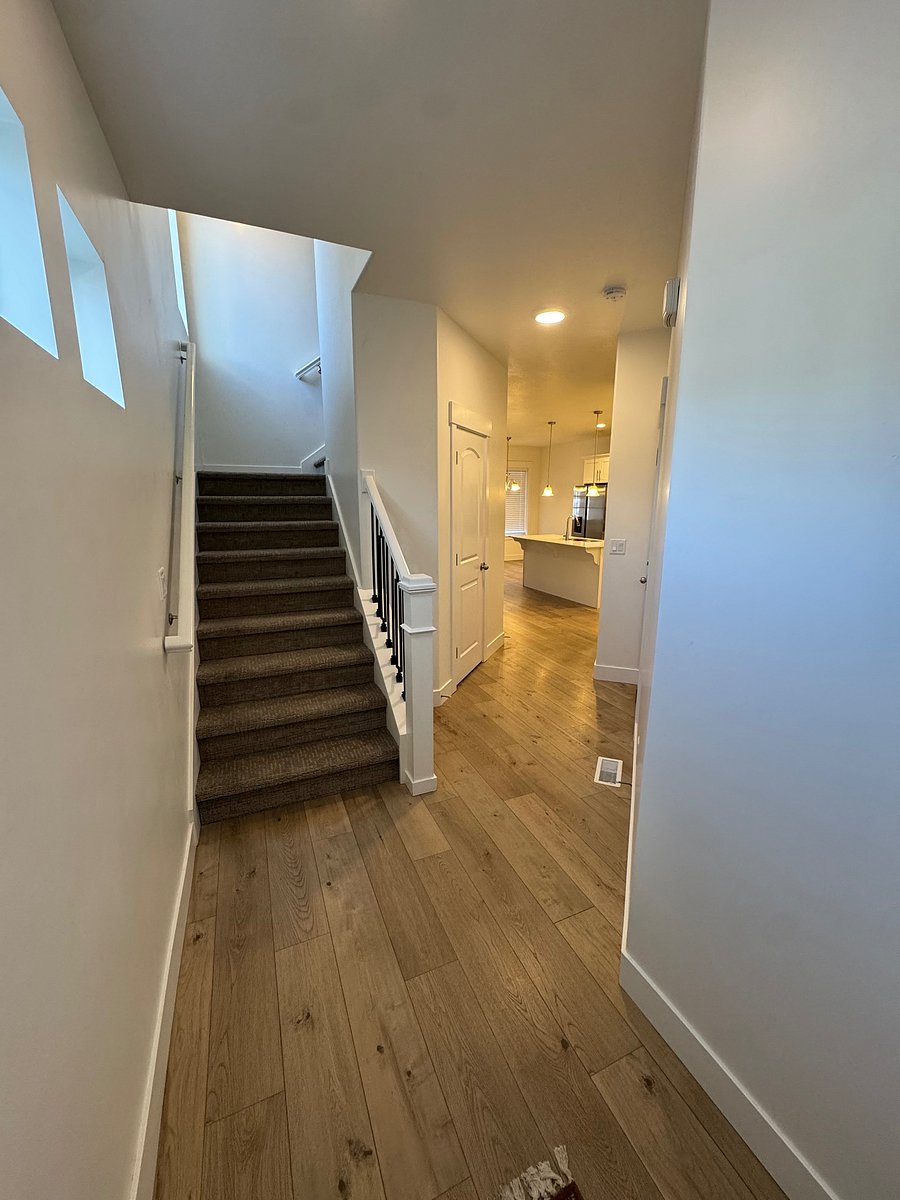 Furnished Finder property 1058779_1 photo 3