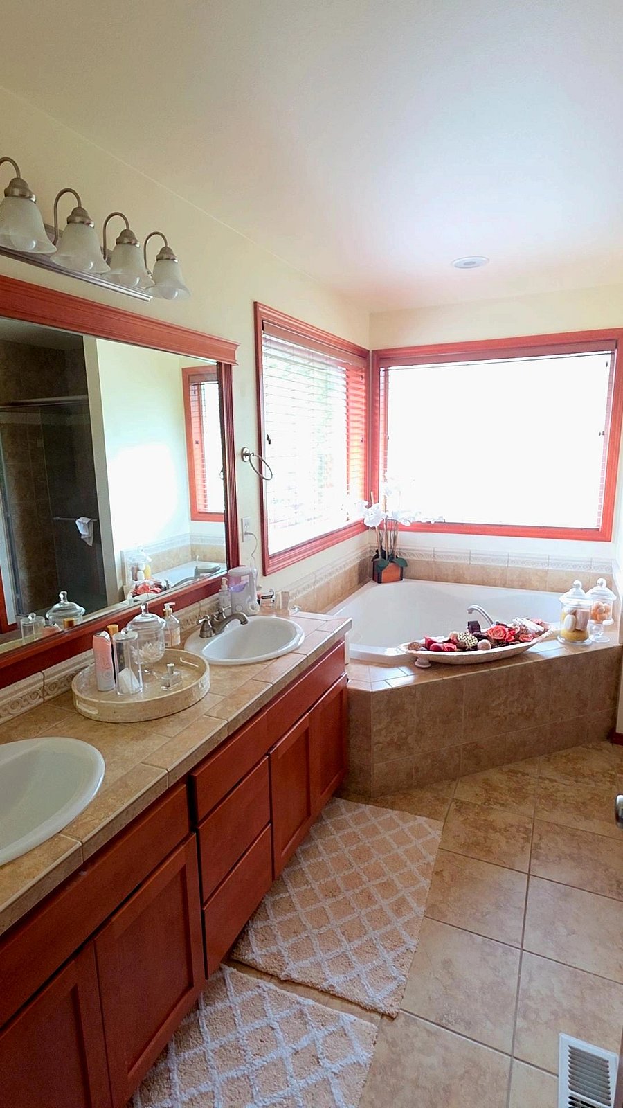 Furnished Finder property 1058824_1 photo 4