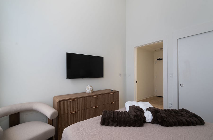 Furnished Finder property 1058825_1 photo 26