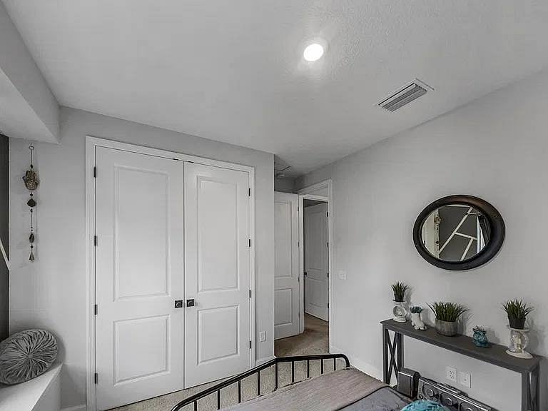 Furnished Finder property 1058832_1 photo 14