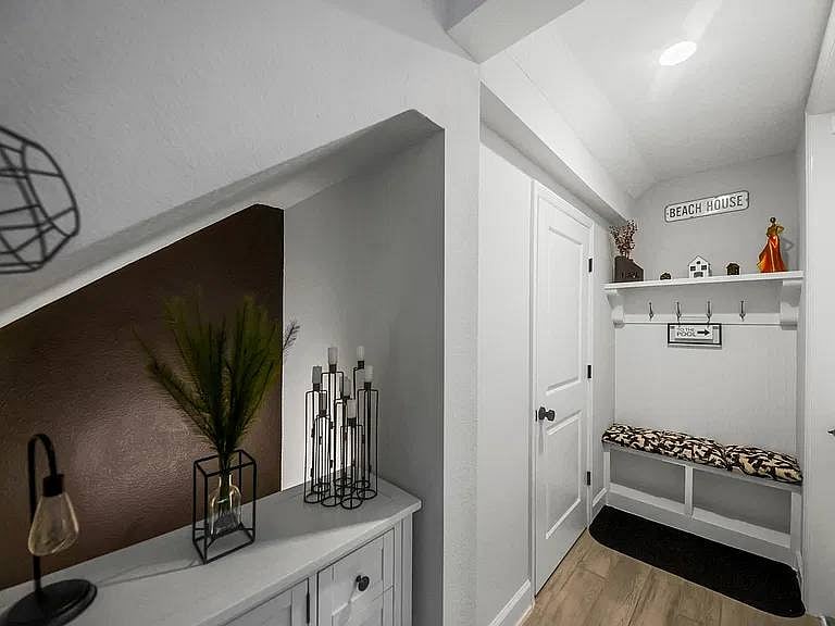 Furnished Finder property 1058832_1 photo 15