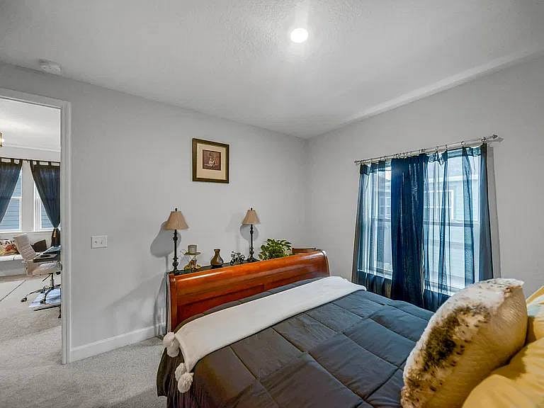 Furnished Finder property 1058832_1 photo 17