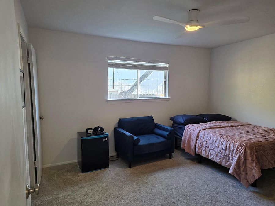 Furnished Finder property 1058921_1 photo 10