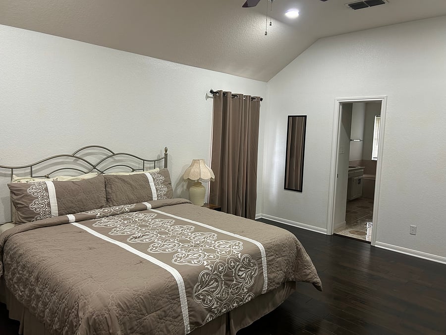 Furnished Finder property 1058989_1 photo 12