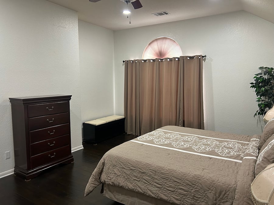 Furnished Finder property 1058989_1 photo 13