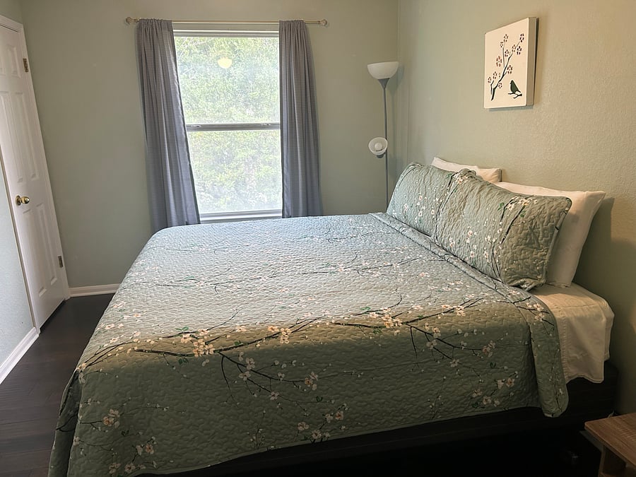 Furnished Finder property 1058989_1 photo 16