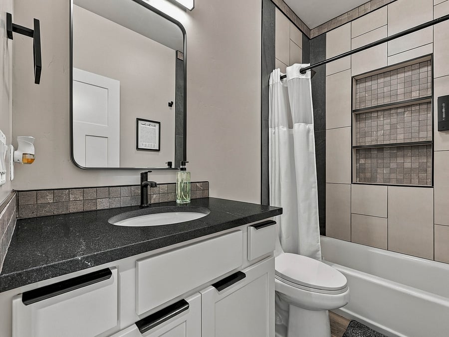 Furnished Finder property 1058991_1 photo 17