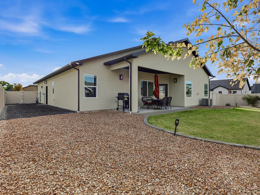 Furnished Finder property 1058991_1 photo 22