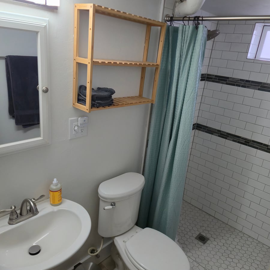Furnished Finder property 1059000_1 photo 9