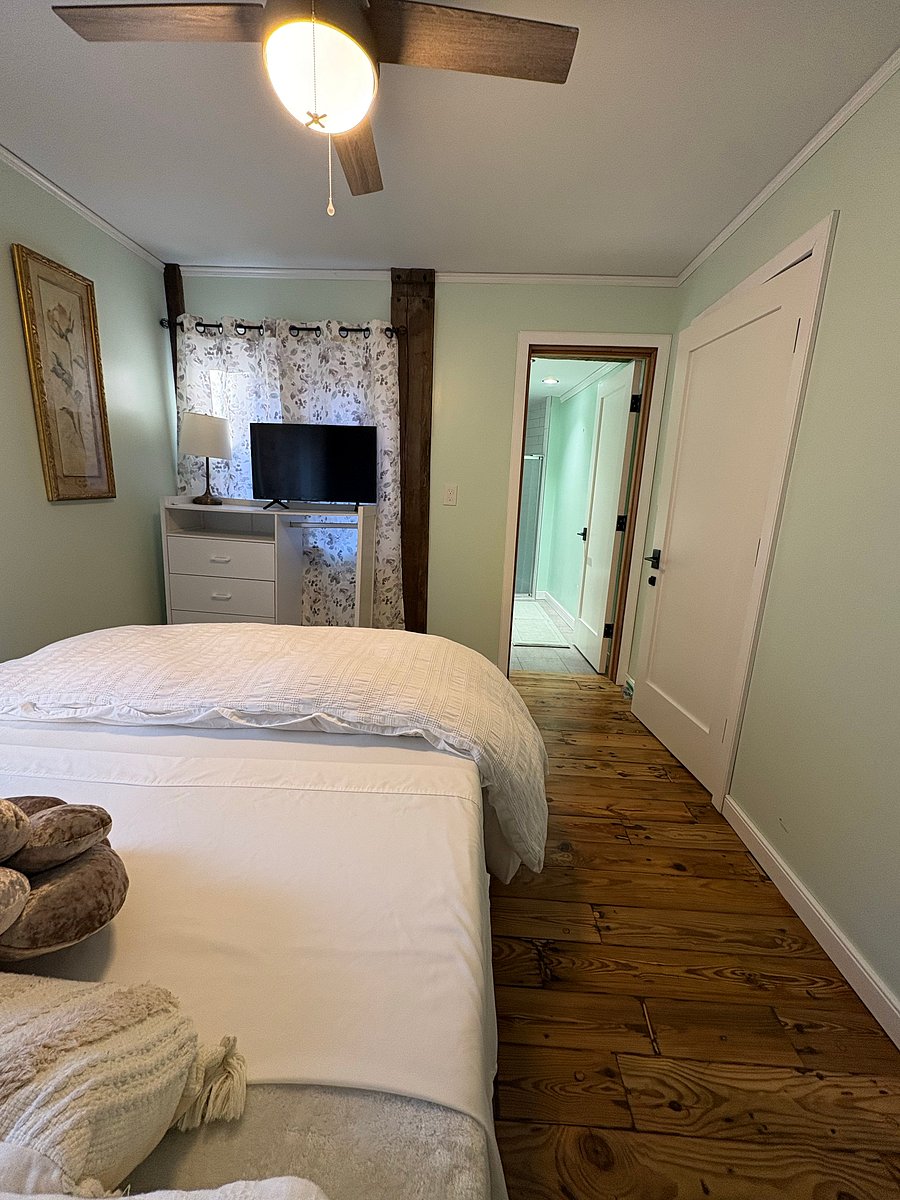 Furnished Finder property 1059036_1 photo 12